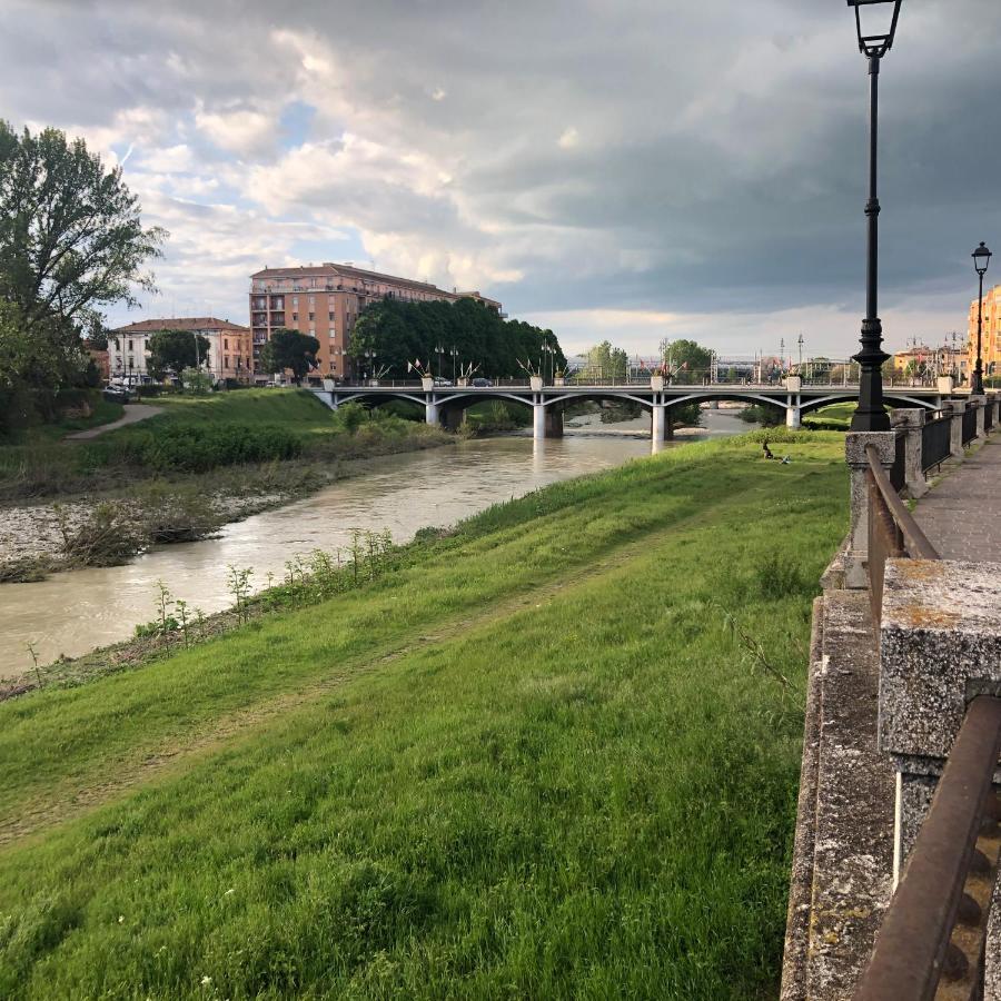 Apartment Ponte Delle Nazioni Parma Exteriör bild