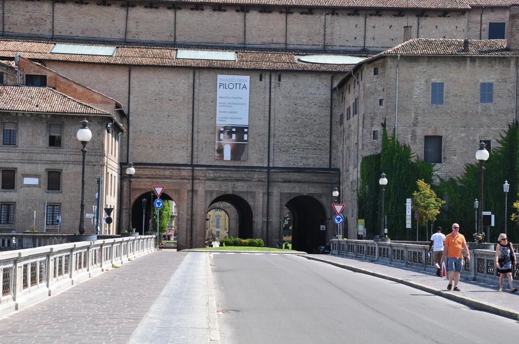 Apartment Ponte Delle Nazioni Parma Rum bild
